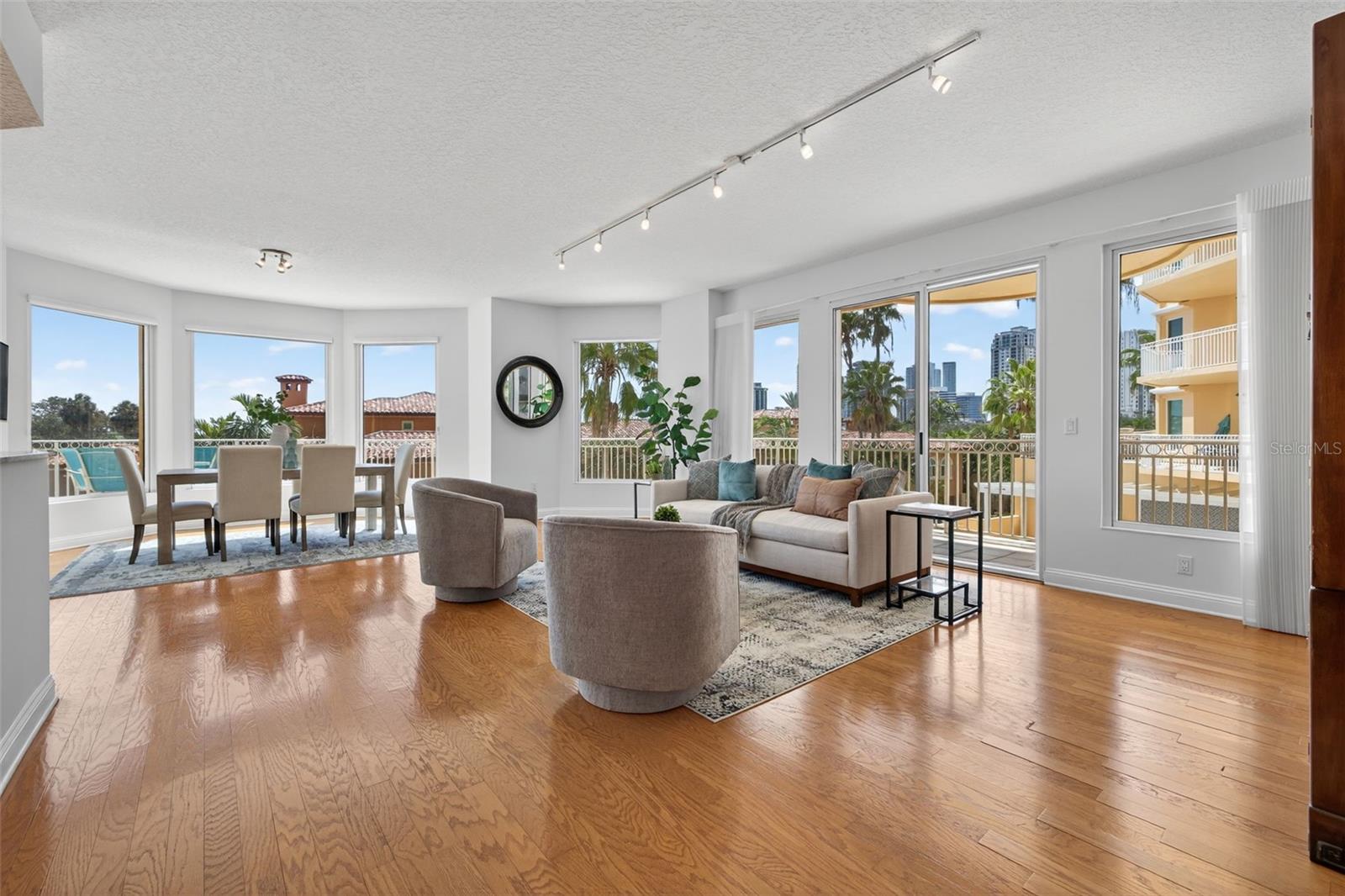 555 5TH AVE NE #332, ST PETERSBURG, FL, 33701