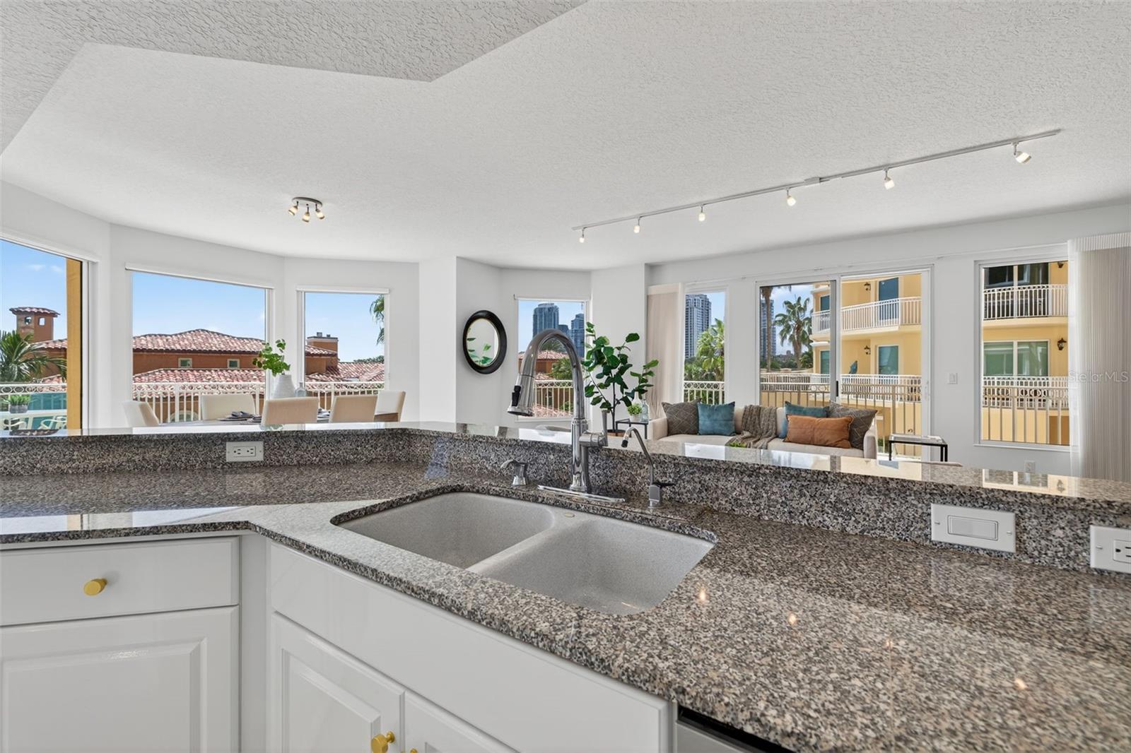 555 5TH AVE NE #332, ST PETERSBURG, FL, 33701