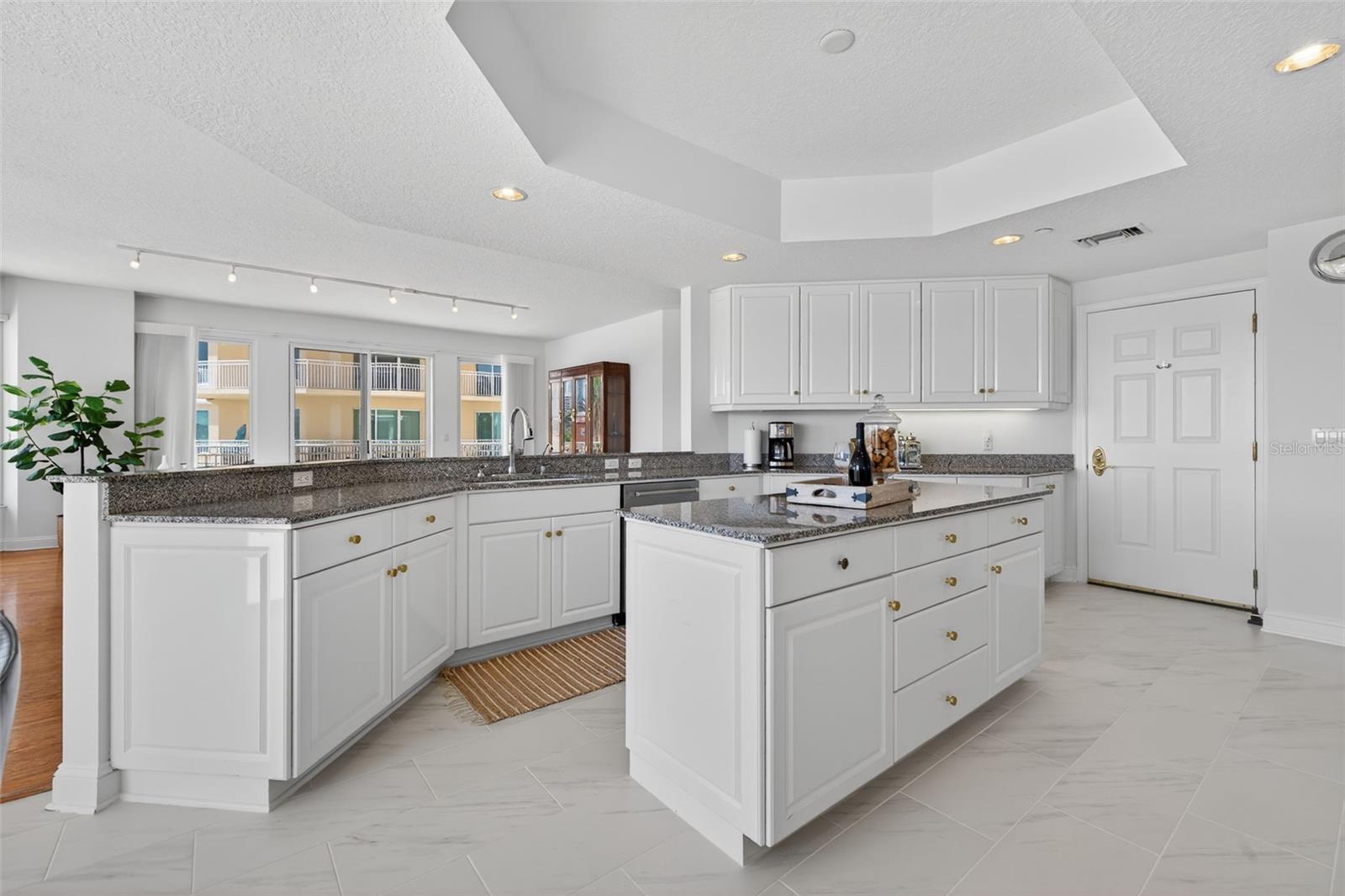 555 5TH AVE NE #332, ST PETERSBURG, FL, 33701