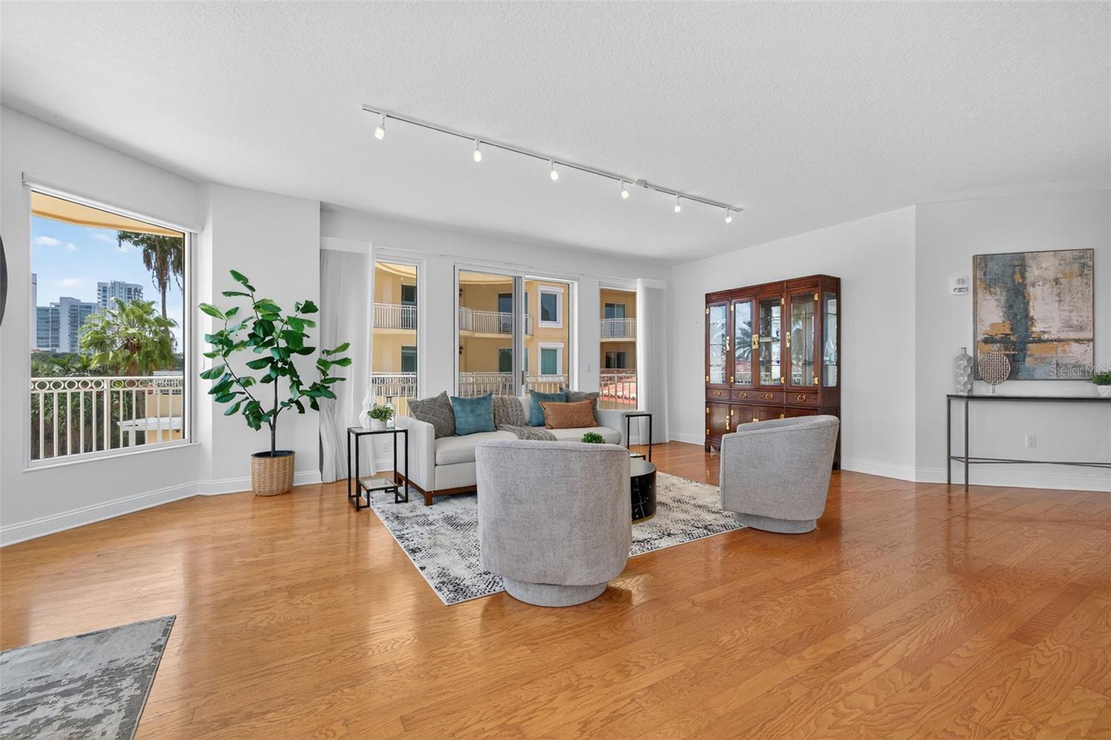 555 5TH AVE NE #332, ST PETERSBURG, FL, 33701