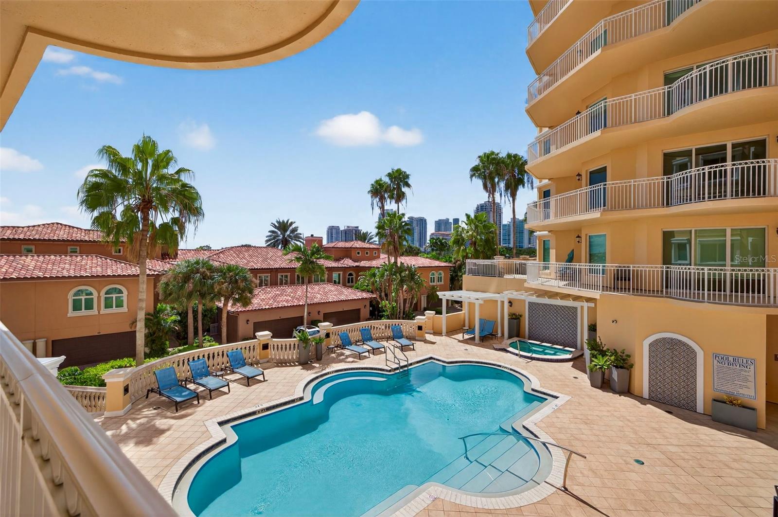 555 5TH AVE NE #332, ST PETERSBURG, FL, 33701