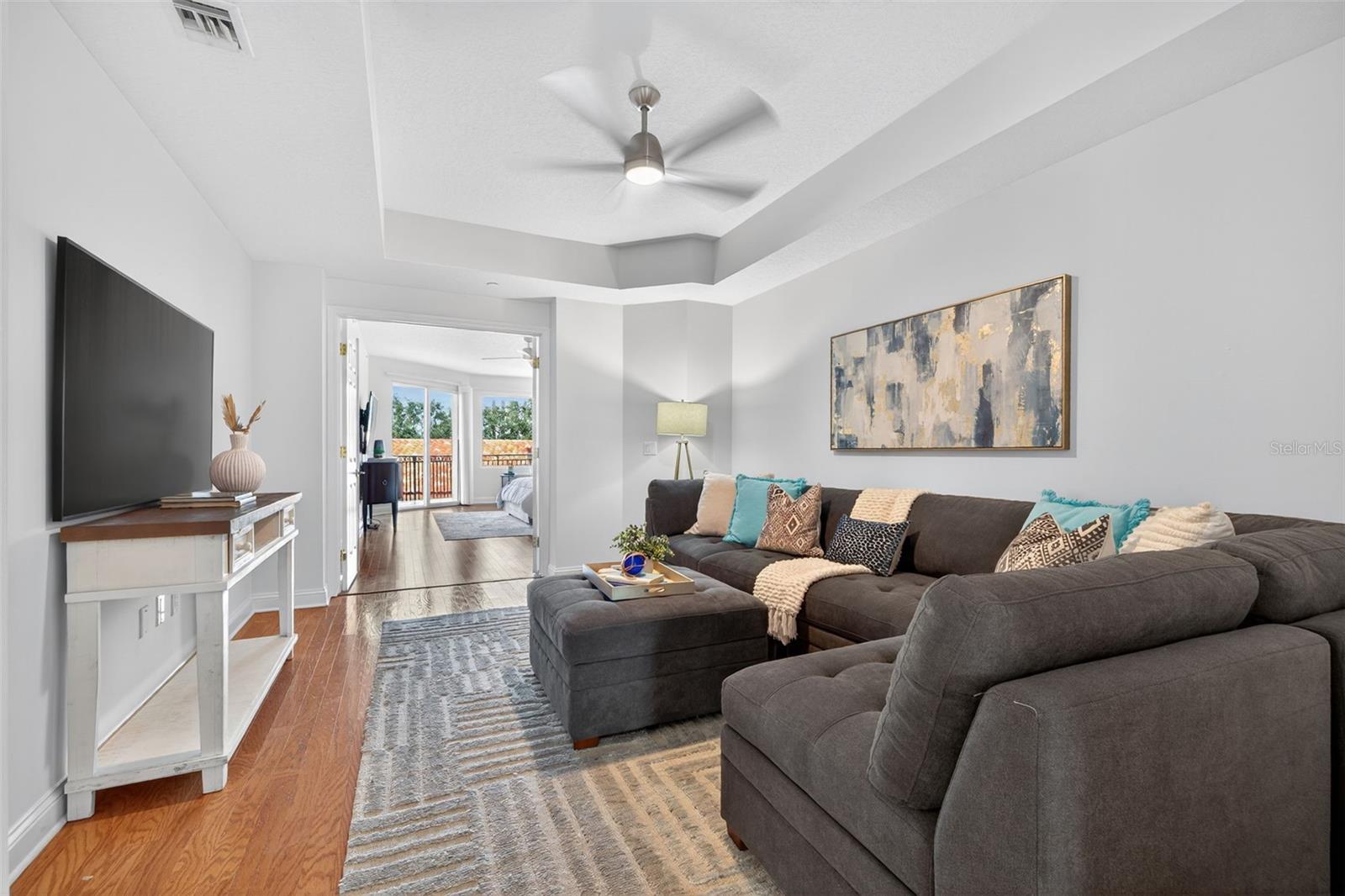 555 5TH AVE NE #332, ST PETERSBURG, FL, 33701