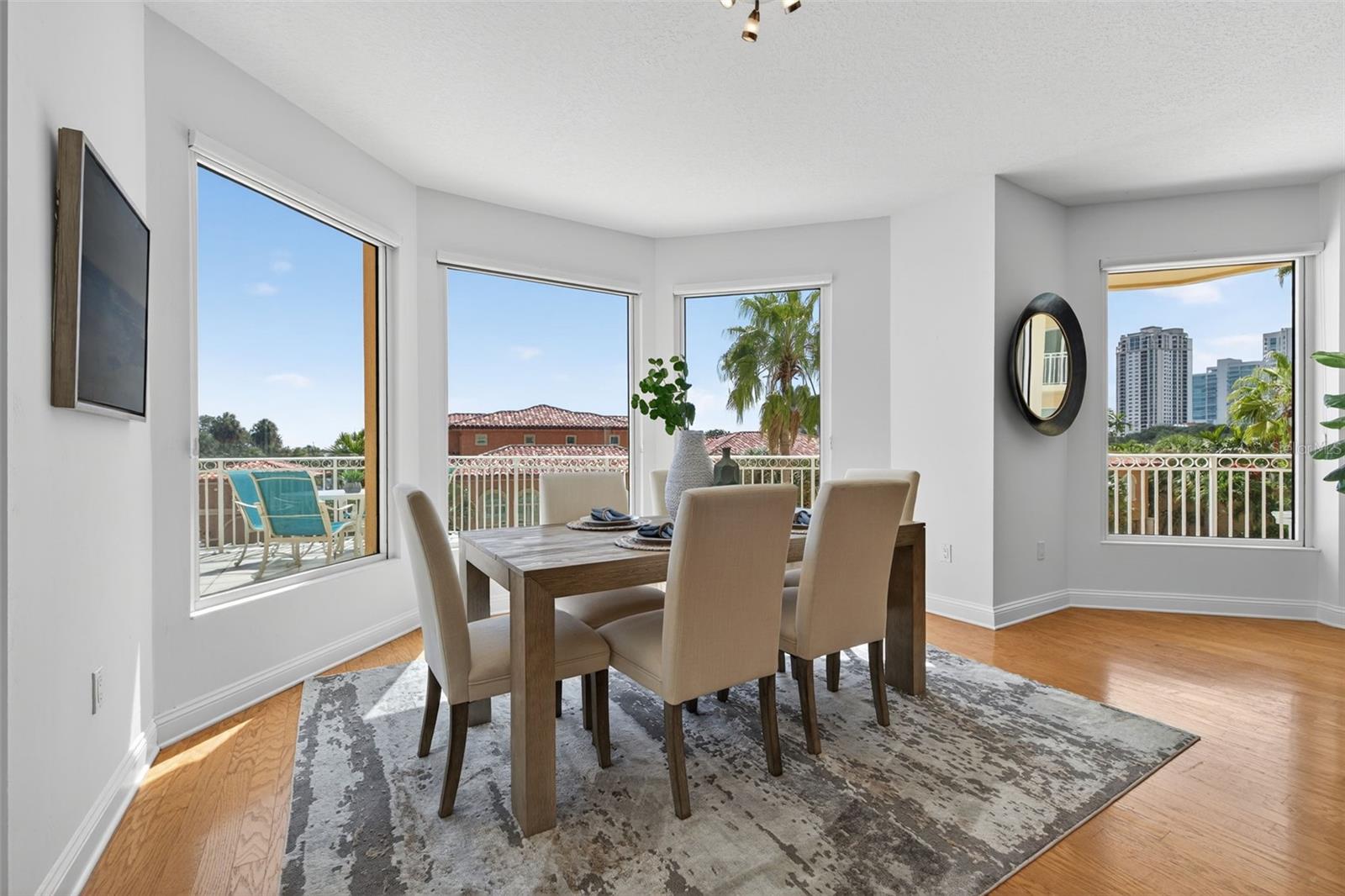 555 5TH AVE NE #332, ST PETERSBURG, FL, 33701