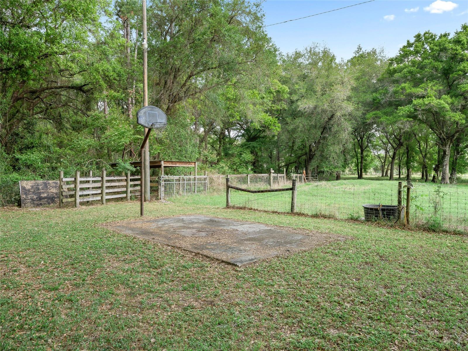 8234 S US 301, BUSHNELL, FL, 33513
