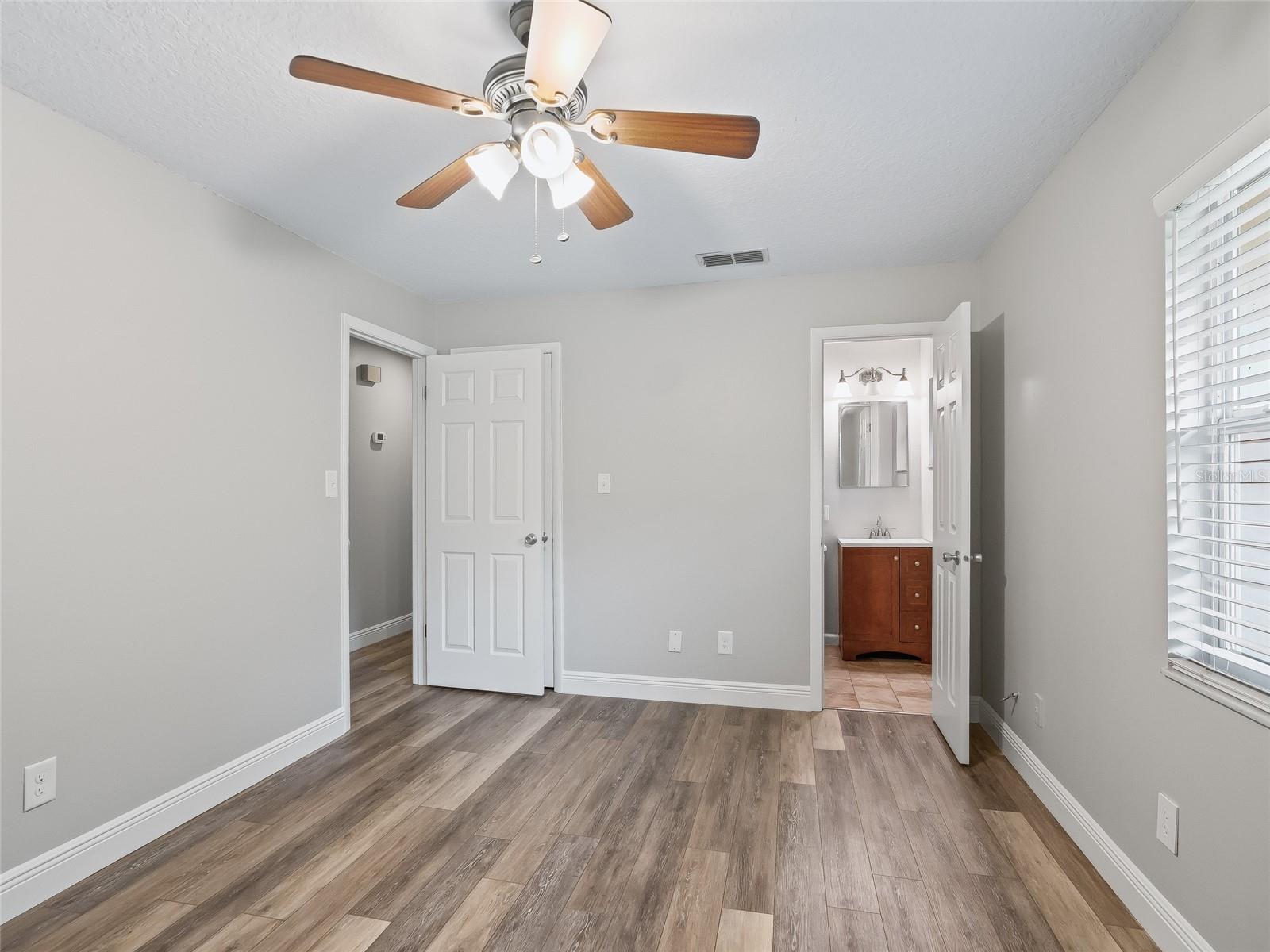 8234 S US 301, BUSHNELL, FL, 33513