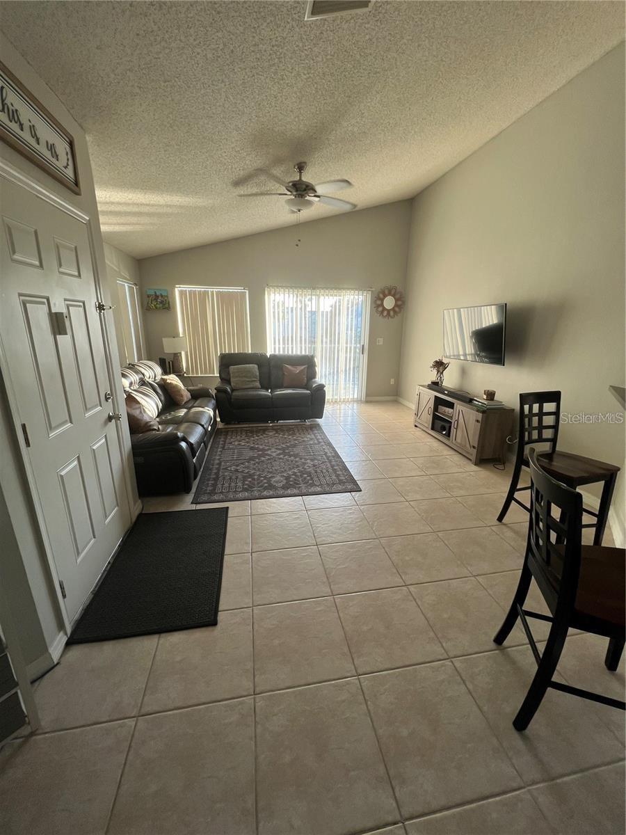2528 WOODGATE BLVD #201, ORLANDO, FL, 32822