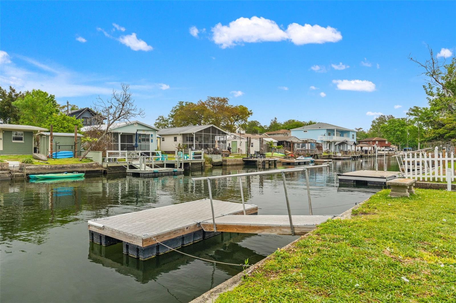 5430 CIRCLE DR, WEEKI WACHEE, FL, 34607