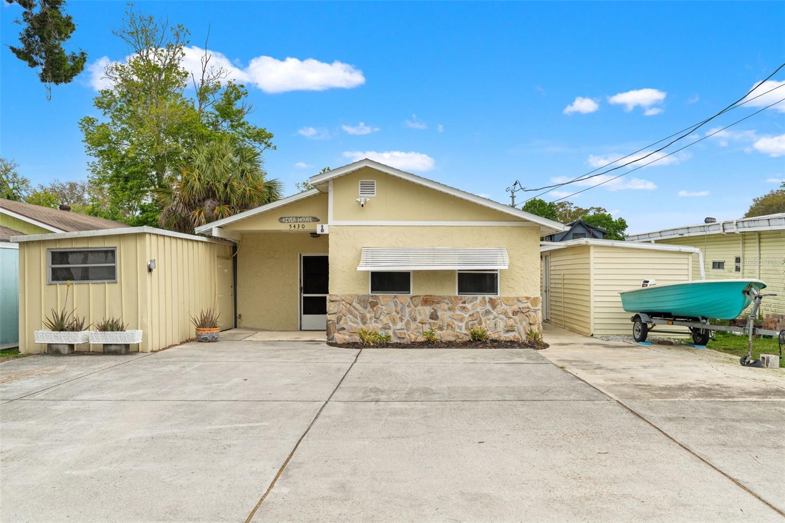 5430 CIRCLE DR, WEEKI WACHEE, FL, 34607