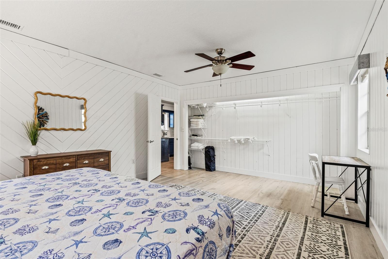 5430 CIRCLE DR, WEEKI WACHEE, FL, 34607