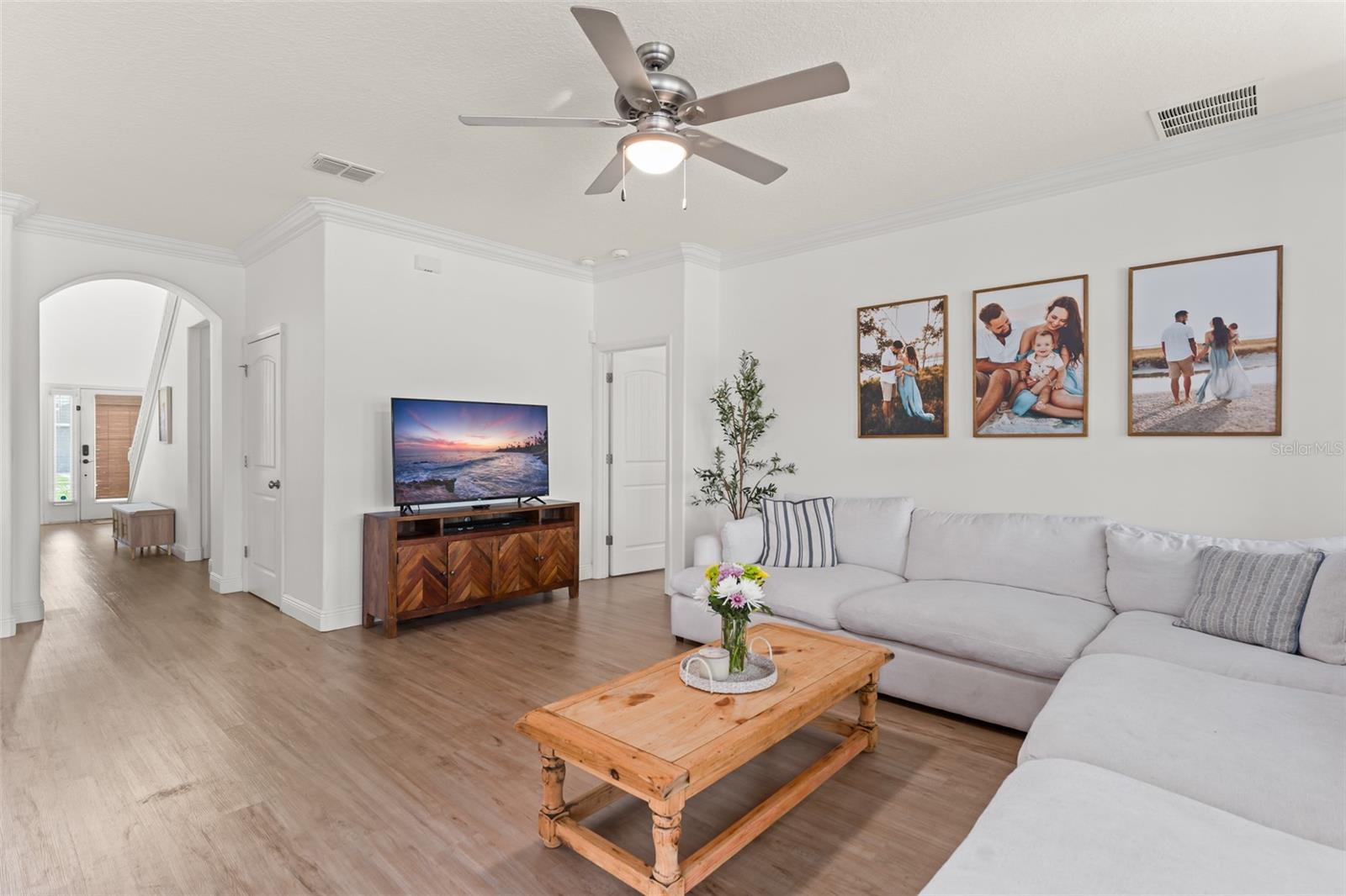 635 NEPTUNE DR, GROVELAND, FL, 34736