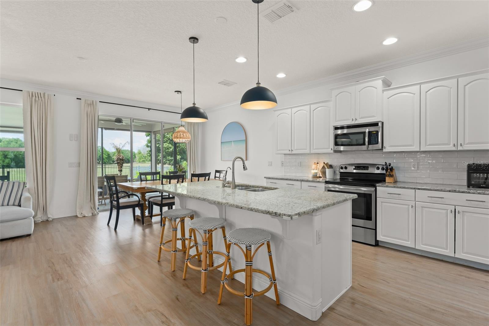 635 NEPTUNE DR, GROVELAND, FL, 34736