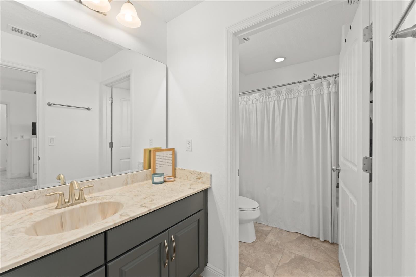 635 NEPTUNE DR, GROVELAND, FL, 34736