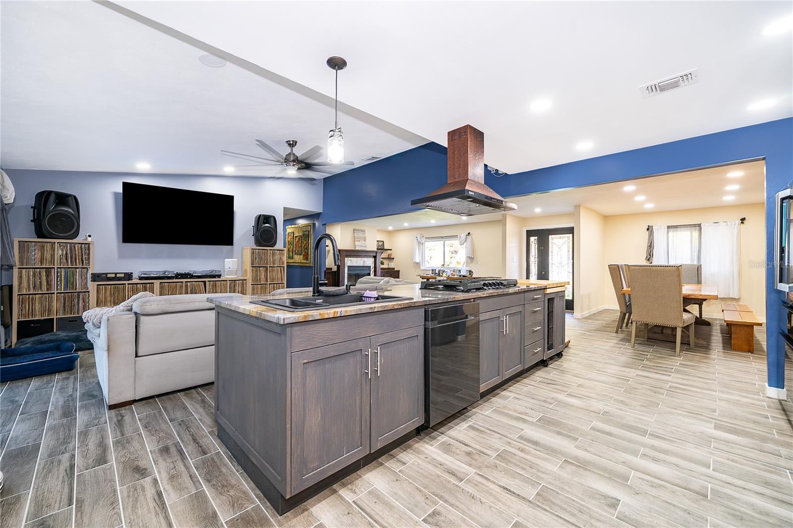 2350 WEKIVA RIDGE RD, APOPKA, FL, 32712
