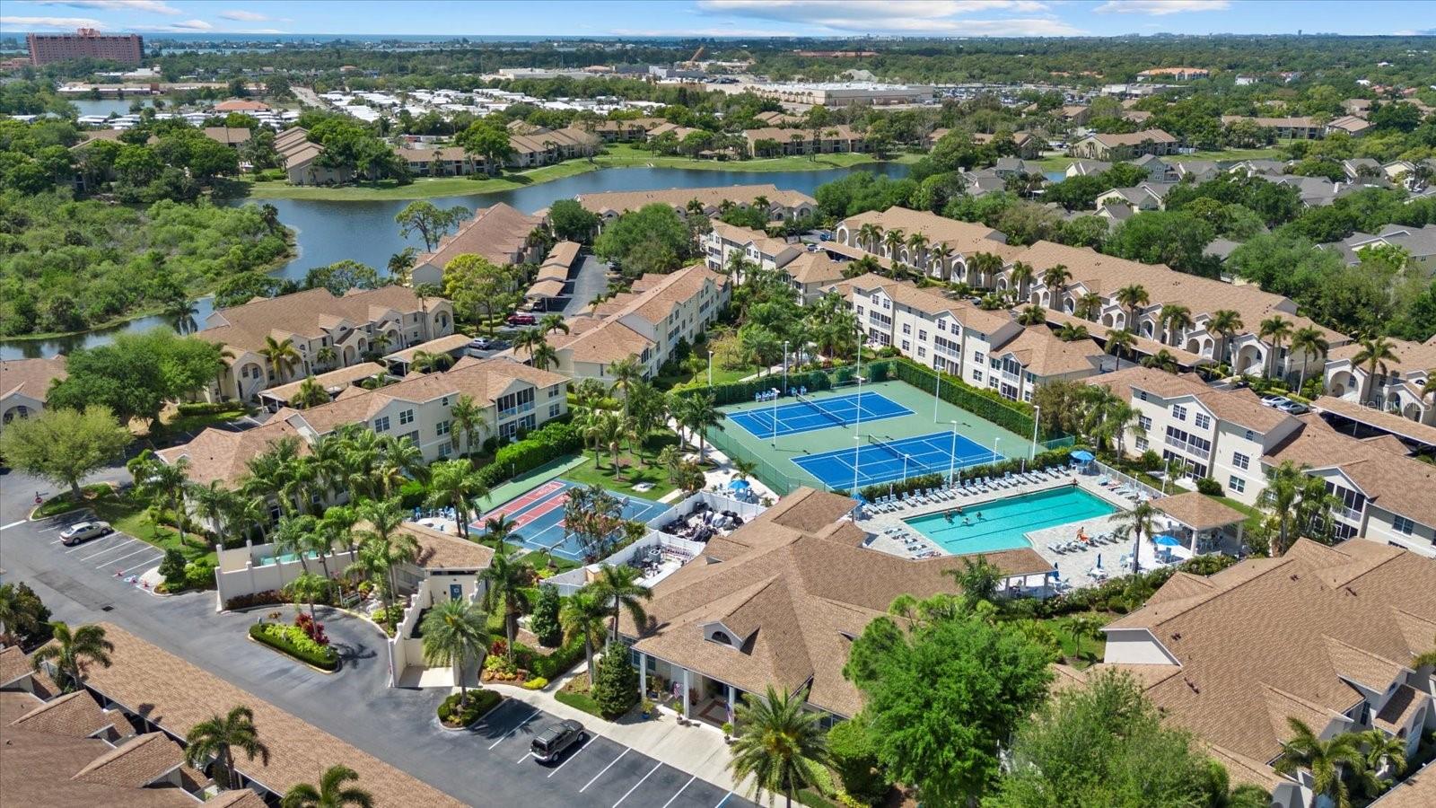 4275 CASTLEBRIDGE LN #1312, SARASOTA, FL, 34238