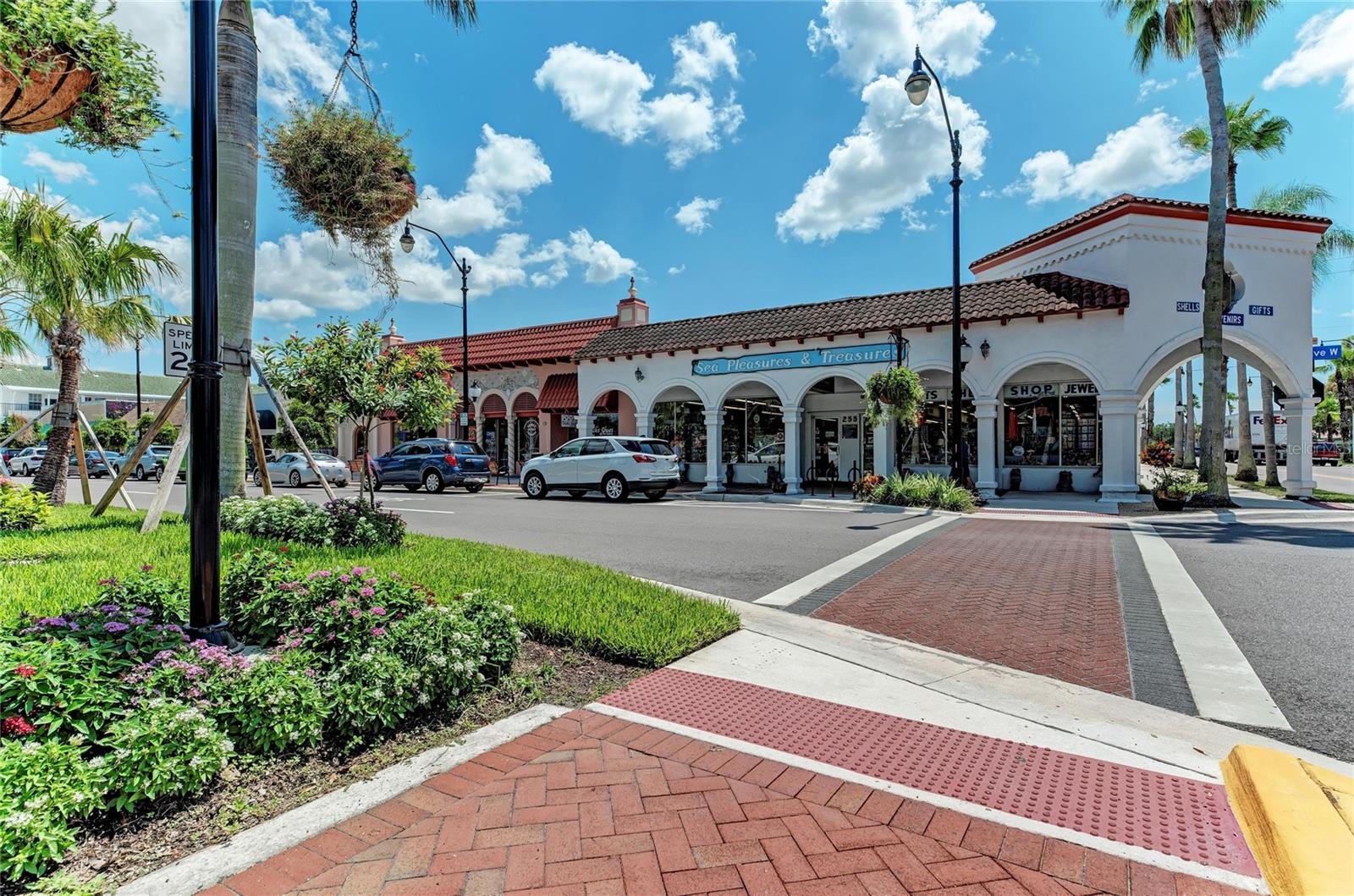 246 LAUREL HOLLOW DR #23, NOKOMIS, FL, 34275