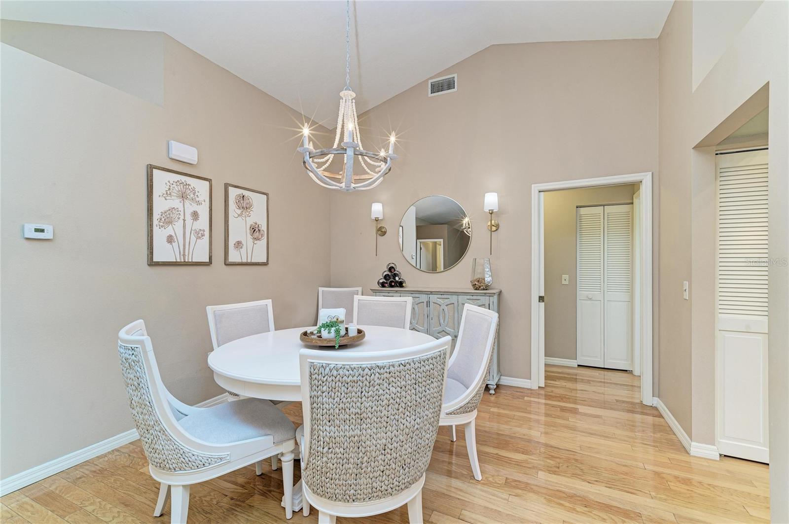 246 LAUREL HOLLOW DR #23, NOKOMIS, FL, 34275