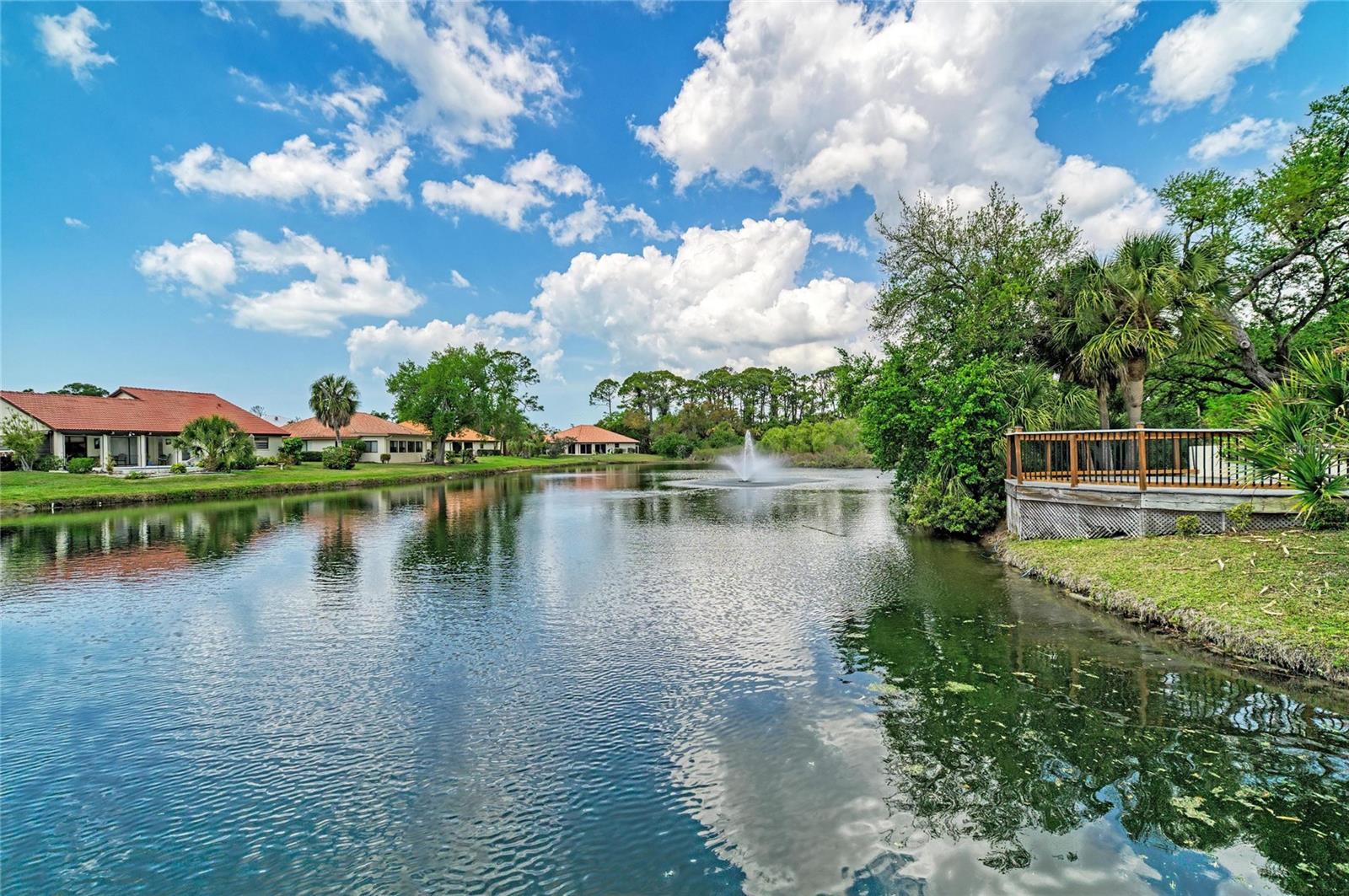 246 LAUREL HOLLOW DR #23, NOKOMIS, FL, 34275
