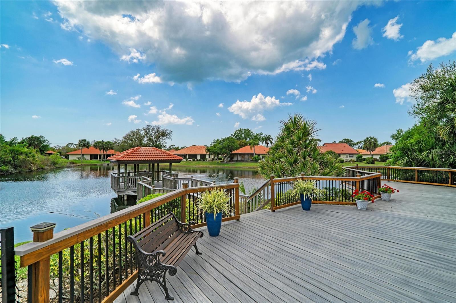 246 LAUREL HOLLOW DR #23, NOKOMIS, FL, 34275