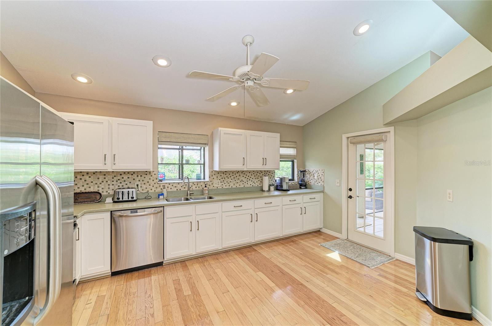 246 LAUREL HOLLOW DR #23, NOKOMIS, FL, 34275