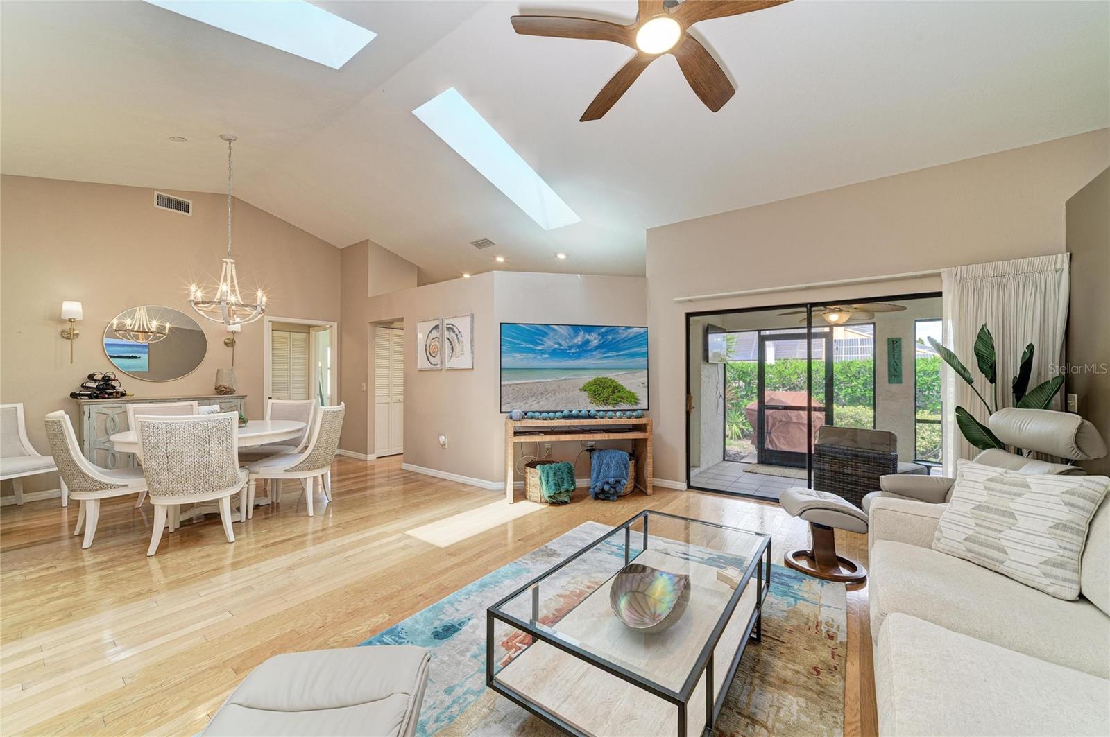 246 LAUREL HOLLOW DR #23, NOKOMIS, FL, 34275