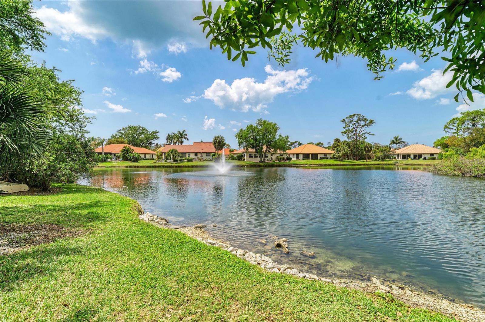 246 LAUREL HOLLOW DR #23, NOKOMIS, FL, 34275