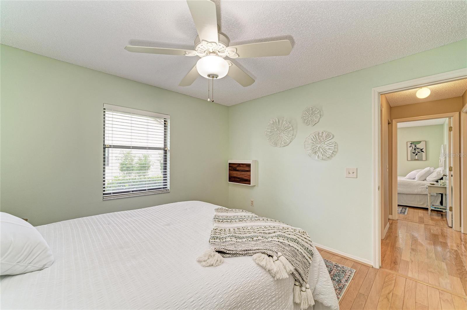 246 LAUREL HOLLOW DR #23, NOKOMIS, FL, 34275