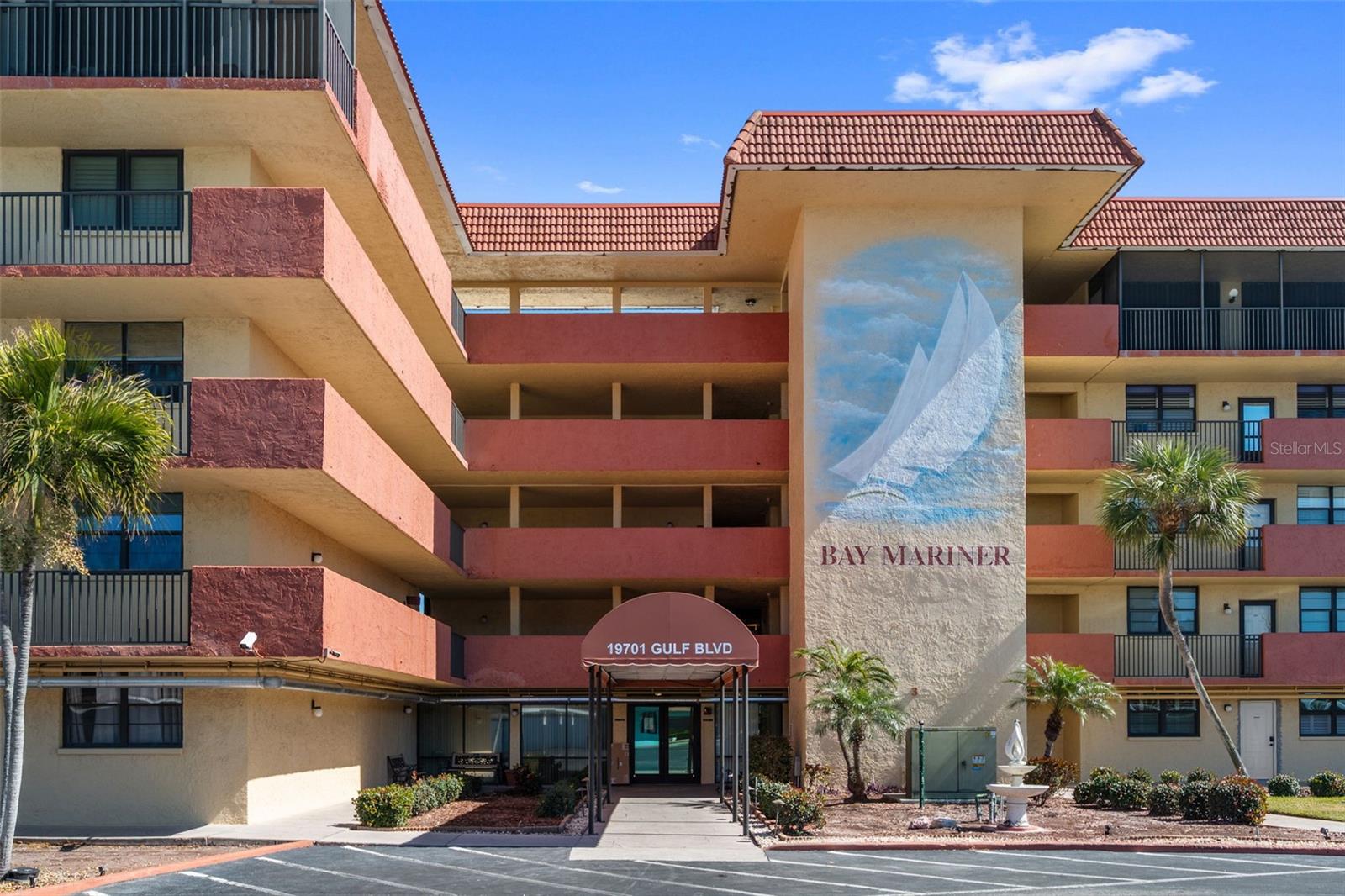 19701 GULF BLVD #423, INDIAN SHORES, FL, 33785