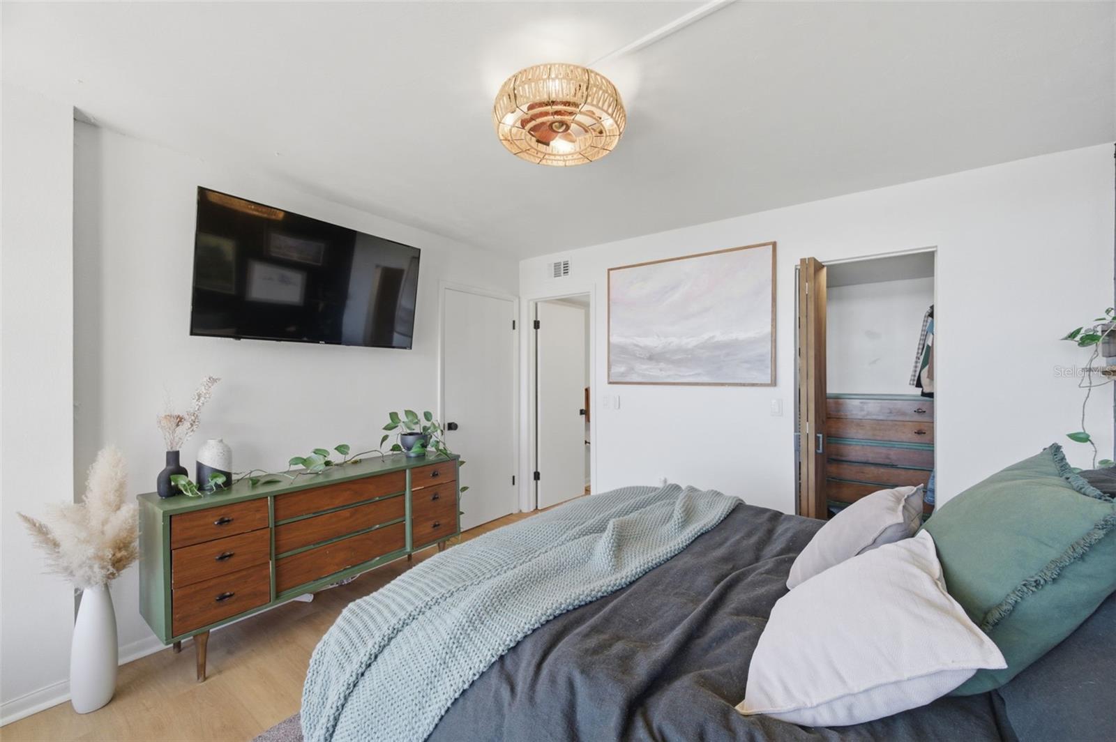 19701 GULF BLVD #423, INDIAN SHORES, FL, 33785