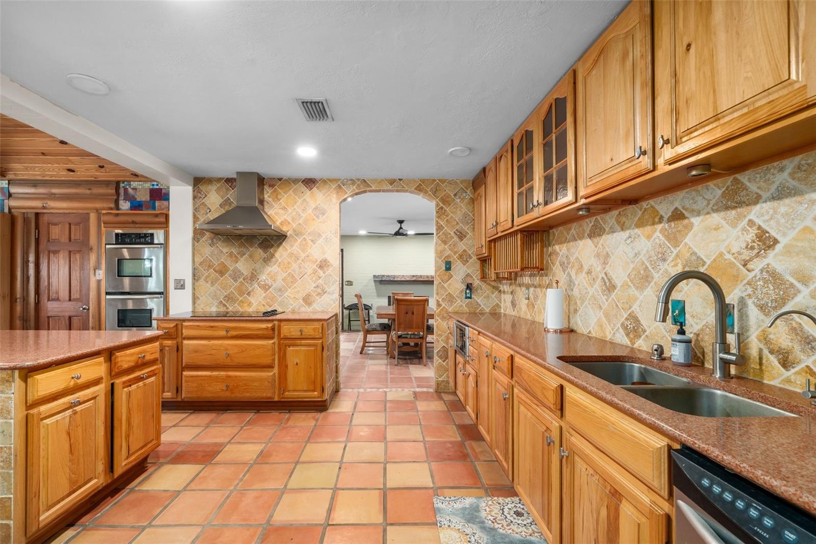 340 SE 30TH AVE, TRENTON, FL, 32693