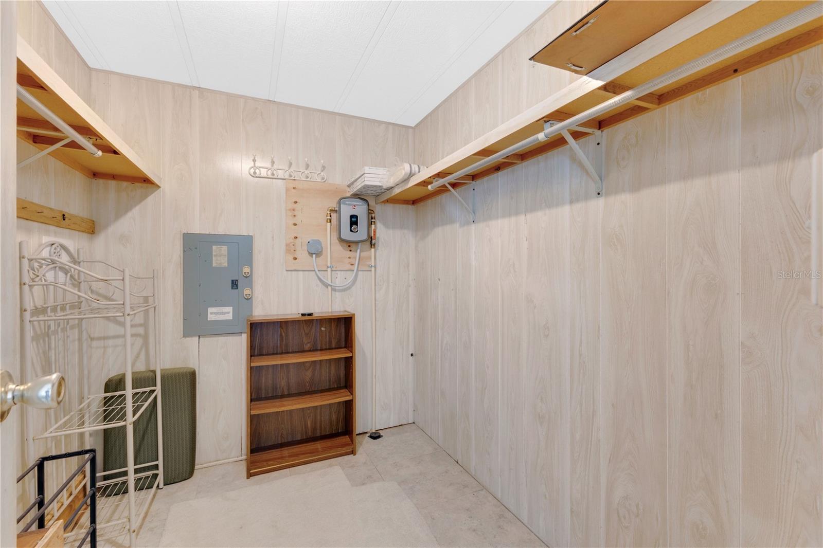 420 WESTFALL DR, KENANSVILLE, FL, 34739