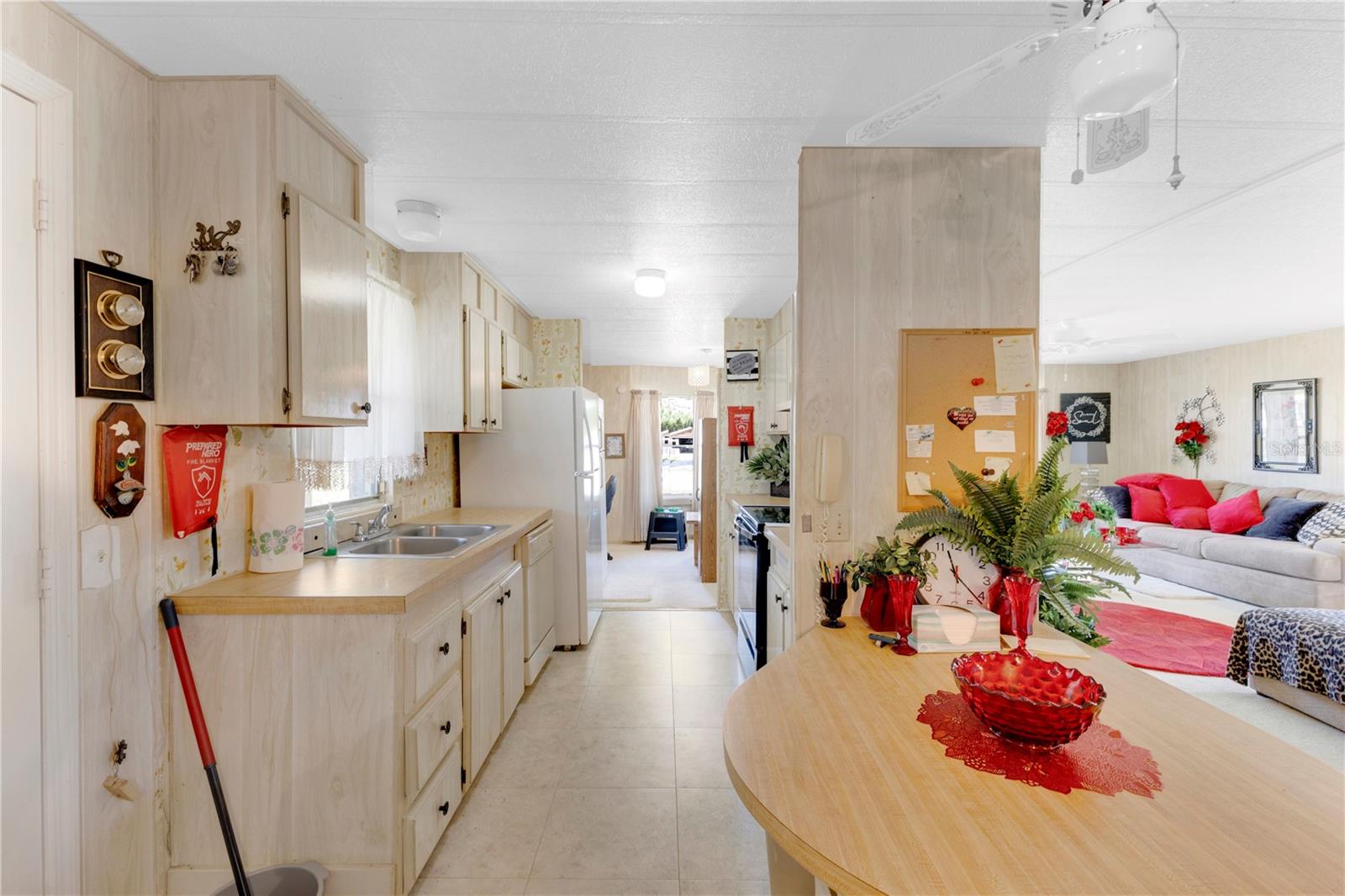 420 WESTFALL DR, KENANSVILLE, FL, 34739