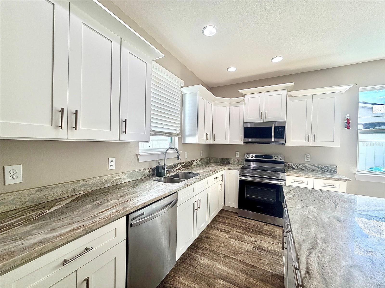 909 RANDALL ST, ORLANDO, FL, 32805