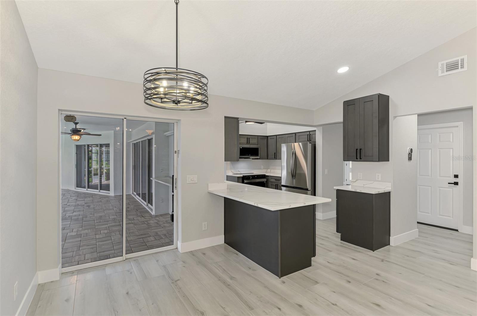 3077 STONE ST, PORT CHARLOTTE, FL, 33981