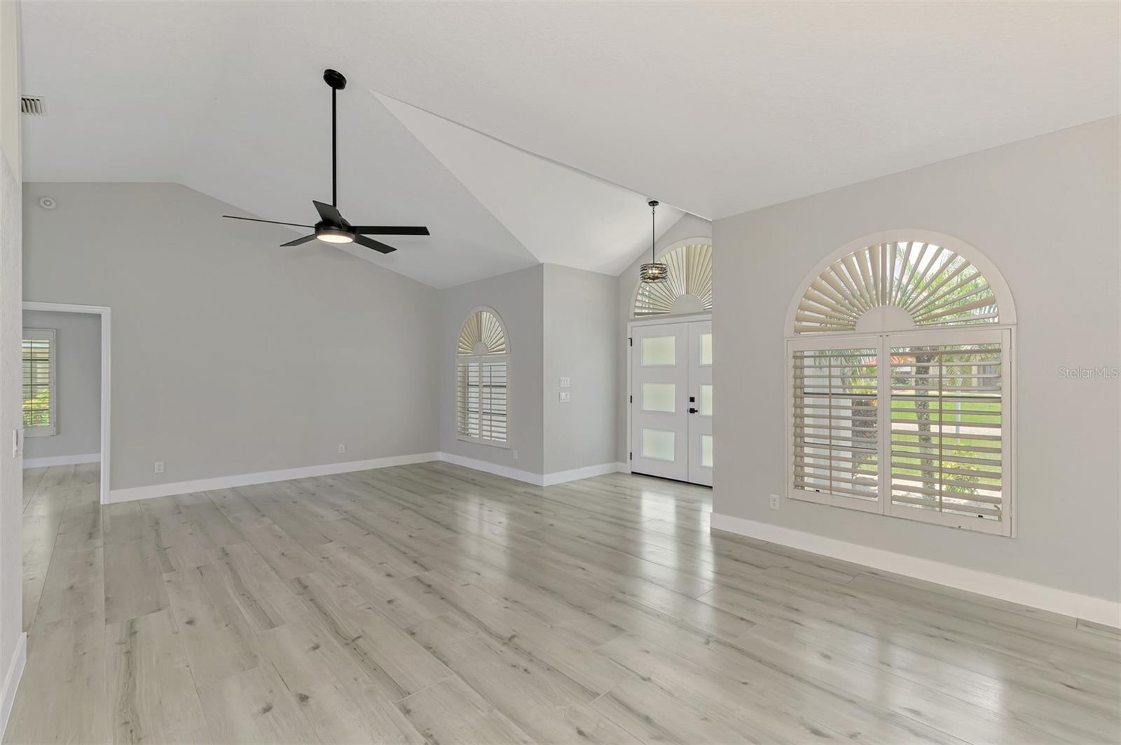 3077 STONE ST, PORT CHARLOTTE, FL, 33981