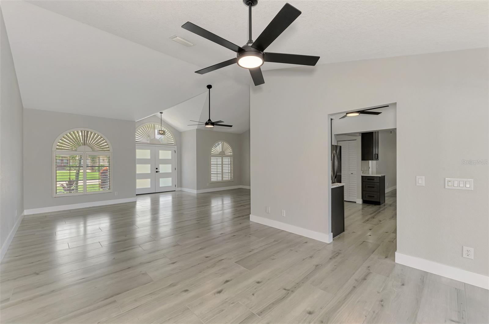 3077 STONE ST, PORT CHARLOTTE, FL, 33981