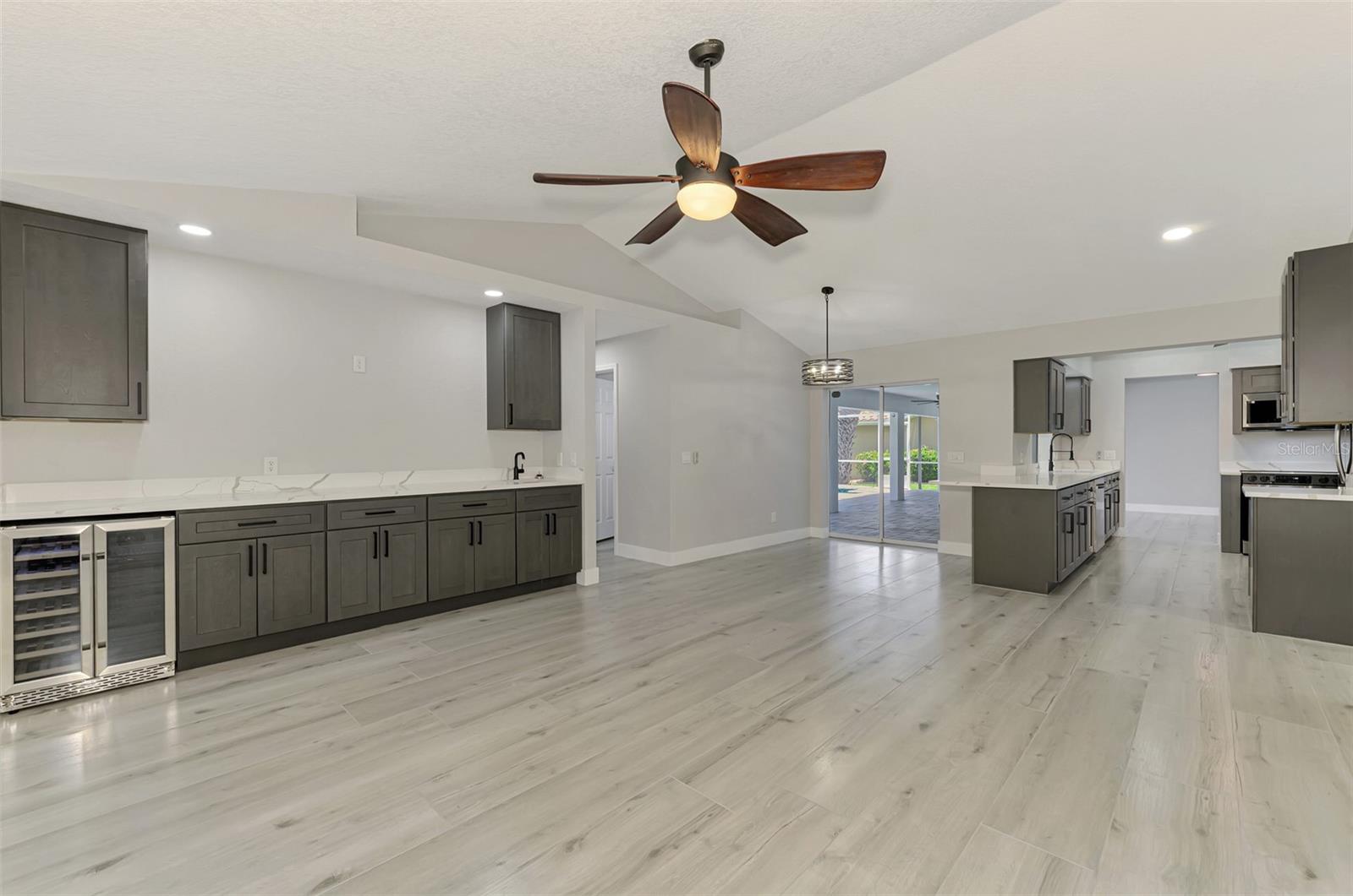 3077 STONE ST, PORT CHARLOTTE, FL, 33981