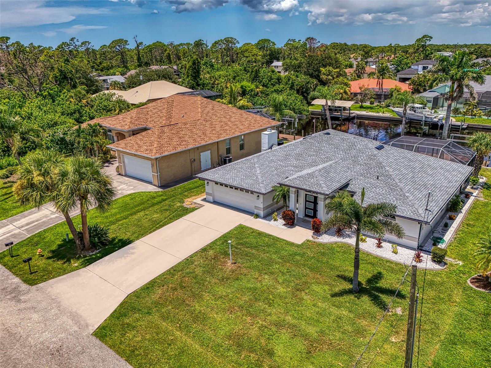 3077 STONE ST, PORT CHARLOTTE, FL, 33981