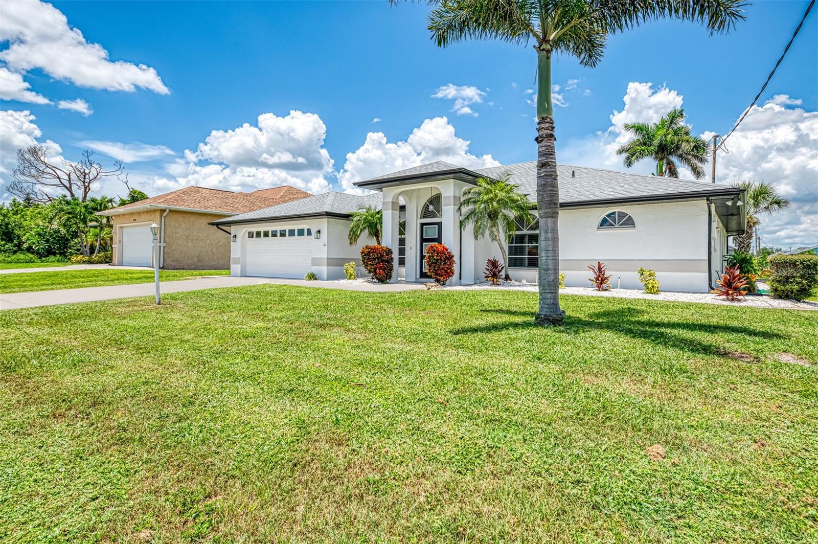 3077 STONE ST, PORT CHARLOTTE, FL, 33981