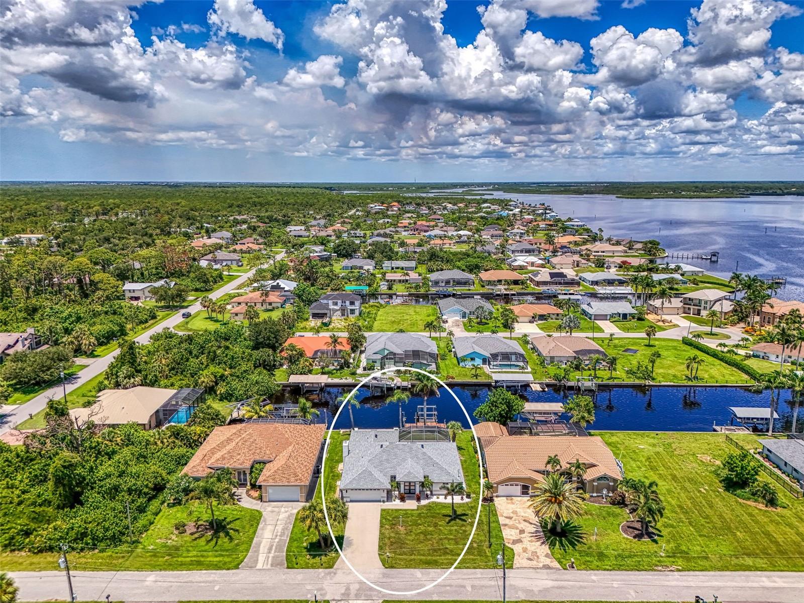 3077 STONE ST, PORT CHARLOTTE, FL, 33981