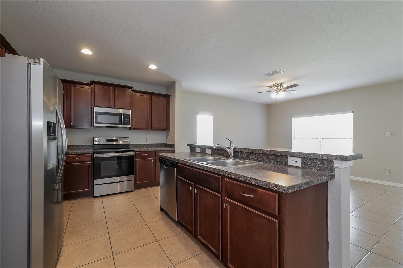 122 VITORIA RD, DAVENPORT, FL, 33837