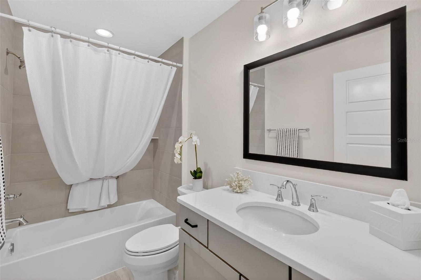 1954 MCMURTRIE LOOP, THE VILLAGES, FL, 34762