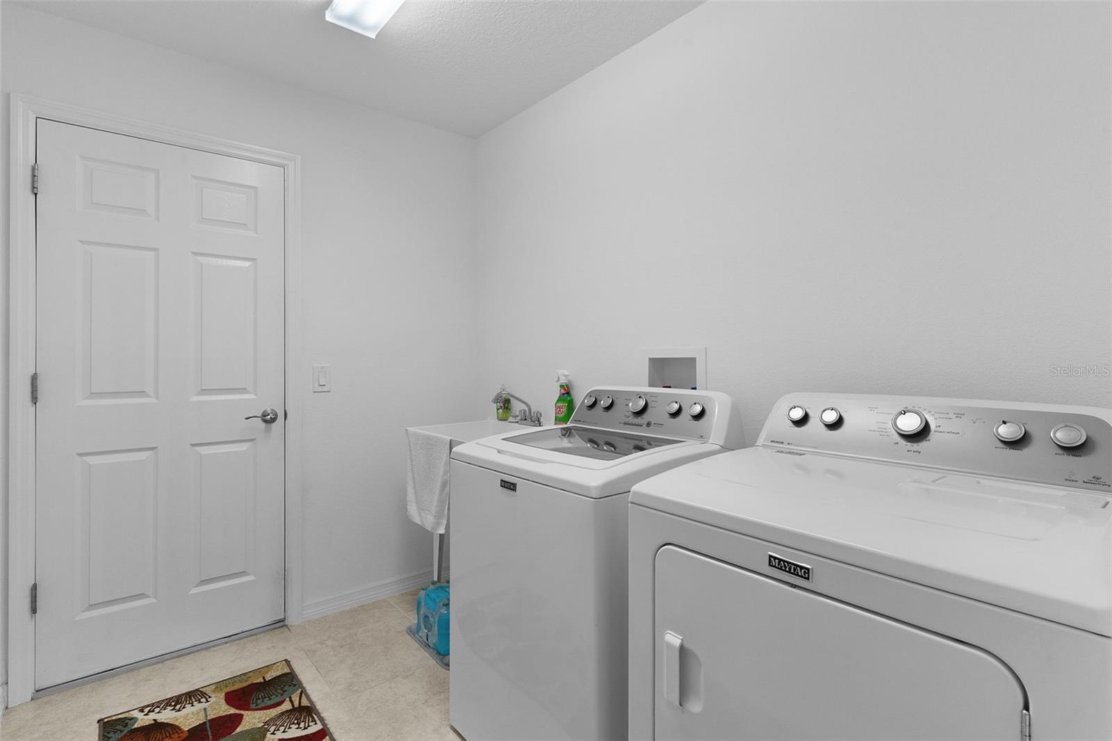 733 JASON DR, LADY LAKE, FL, 32159