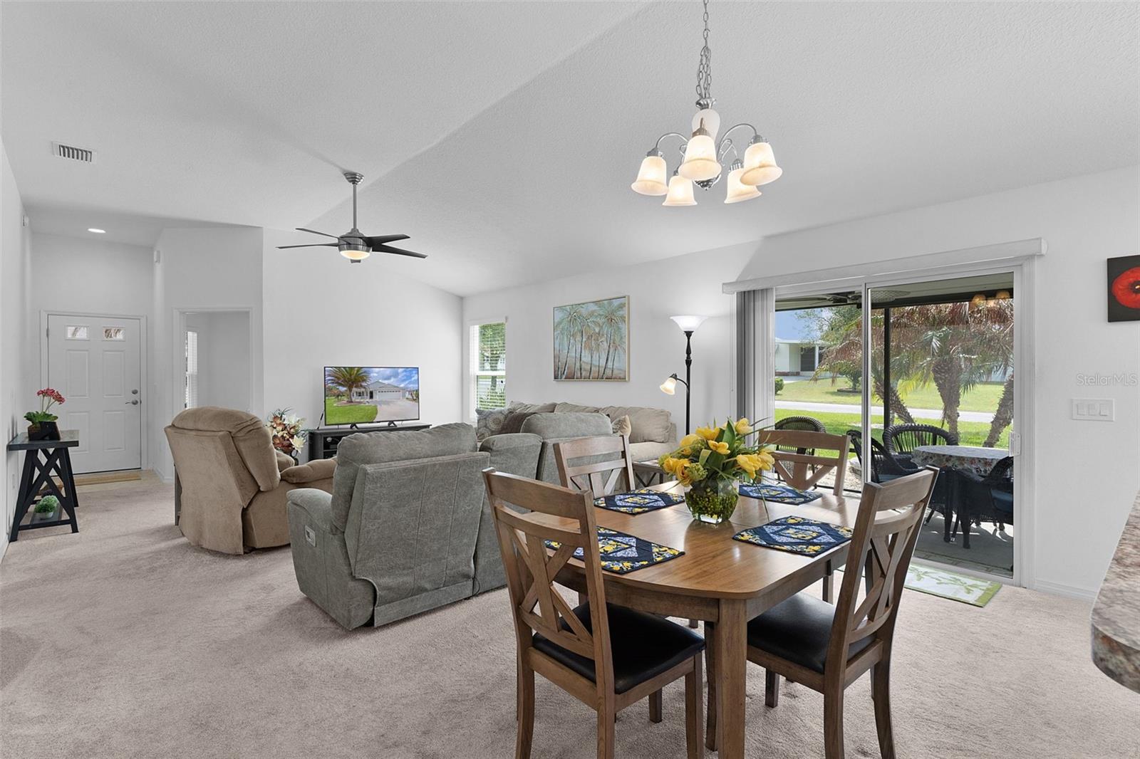 733 JASON DR, LADY LAKE, FL, 32159