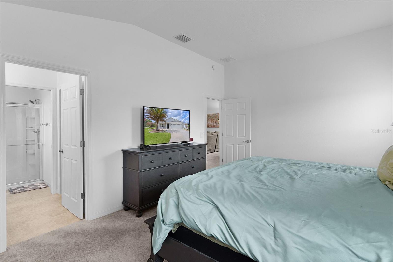 733 JASON DR, LADY LAKE, FL, 32159