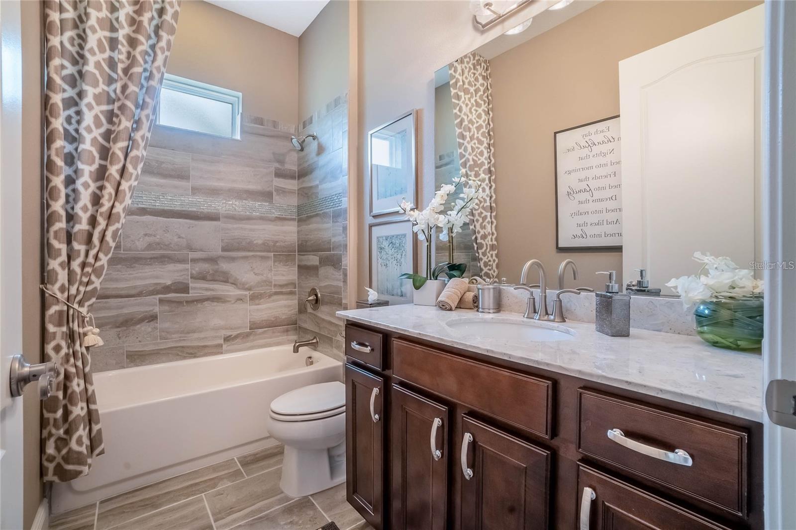 32049 RED TAIL BLVD, SORRENTO, FL, 32776