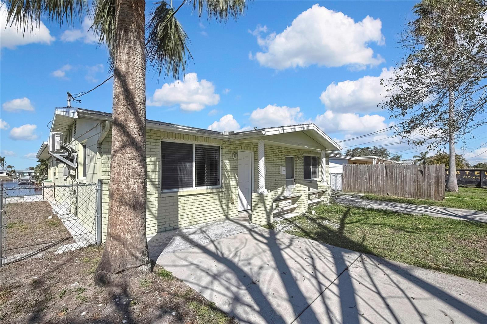 12527 1ST ISLE, HUDSON, FL, 34667