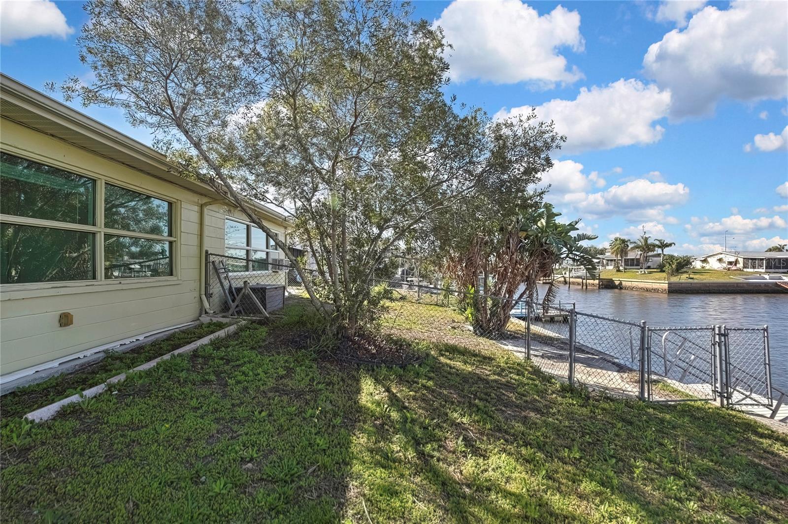 12527 1ST ISLE, HUDSON, FL, 34667