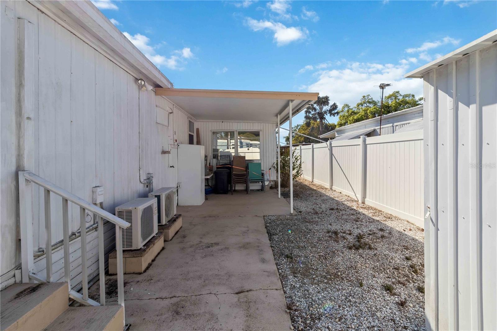 5203 W PINE ST N, ST PETERSBURG, FL, 33709