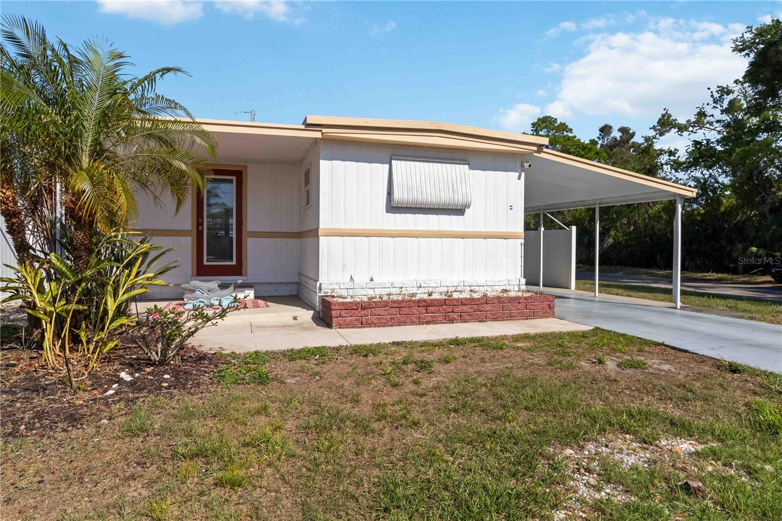 5203 W PINE ST N, ST PETERSBURG, FL, 33709
