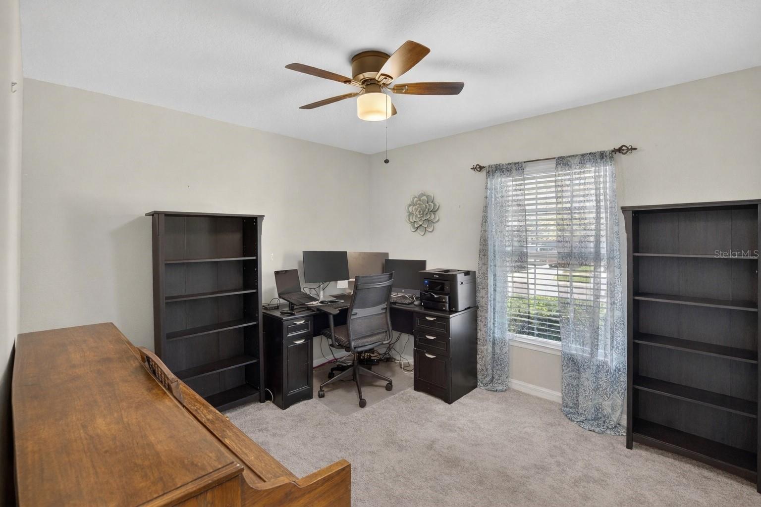 214 ENGLISH CHANNEL PL, DOVER, FL, 33527